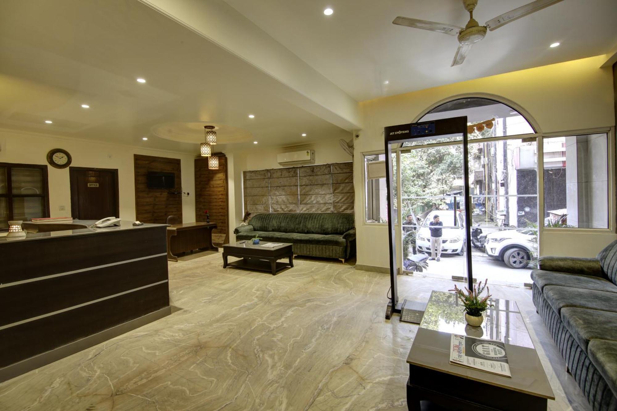 Hotel Kashish Plaza - 5 Mins From Metro Station Delhi  Exterior photo